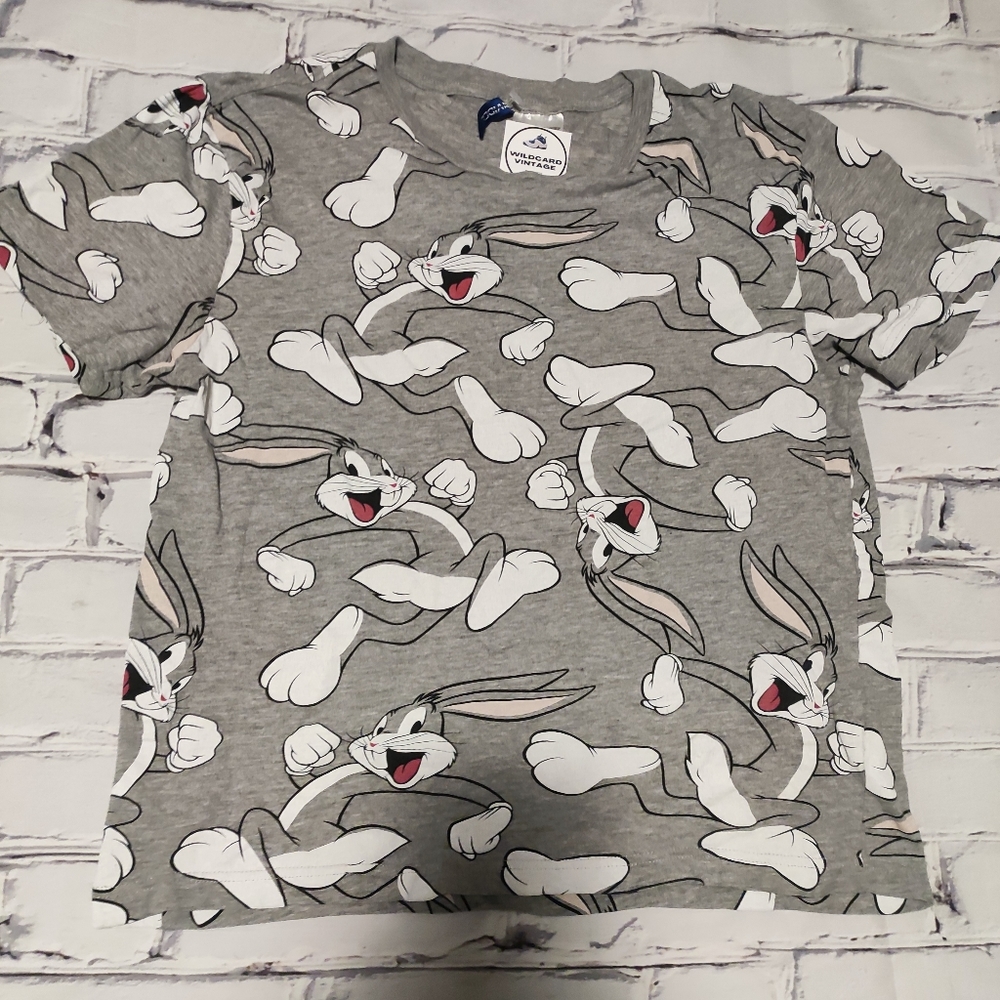 BUGS BUNNY SIZE MEDIUM H&M Looney Tunes Shirt